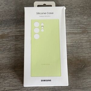 Samsung Galaxy S24 Ultra Silicone Case USED